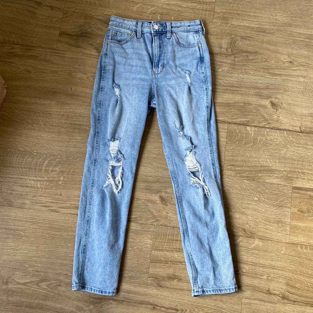 Hollister Ultra High Rise Mom Jean